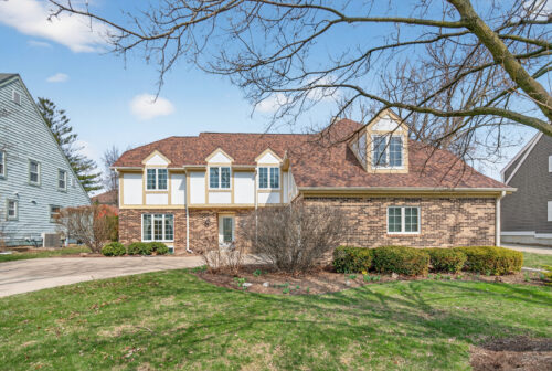1013 Iroquois Avenue, Naperville, IL