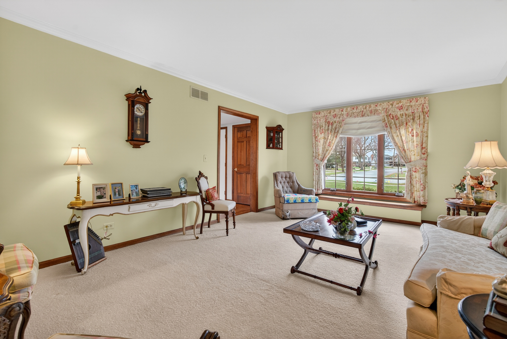 1013 Iroquois Avenue, Naperville, IL