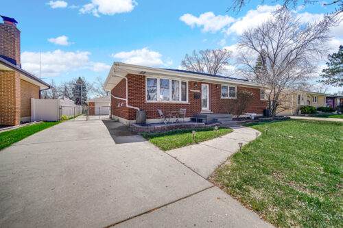 661 W Saint Aubin Drive, Addison, IL