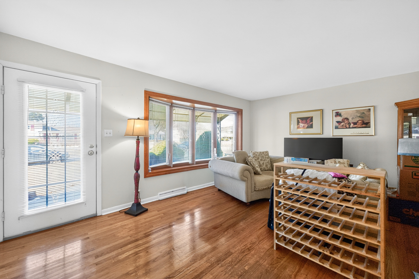 423 S Yale Avenue, Addison, IL