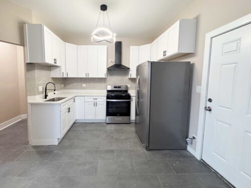 6640 S UNION Avenue, Chicago, IL