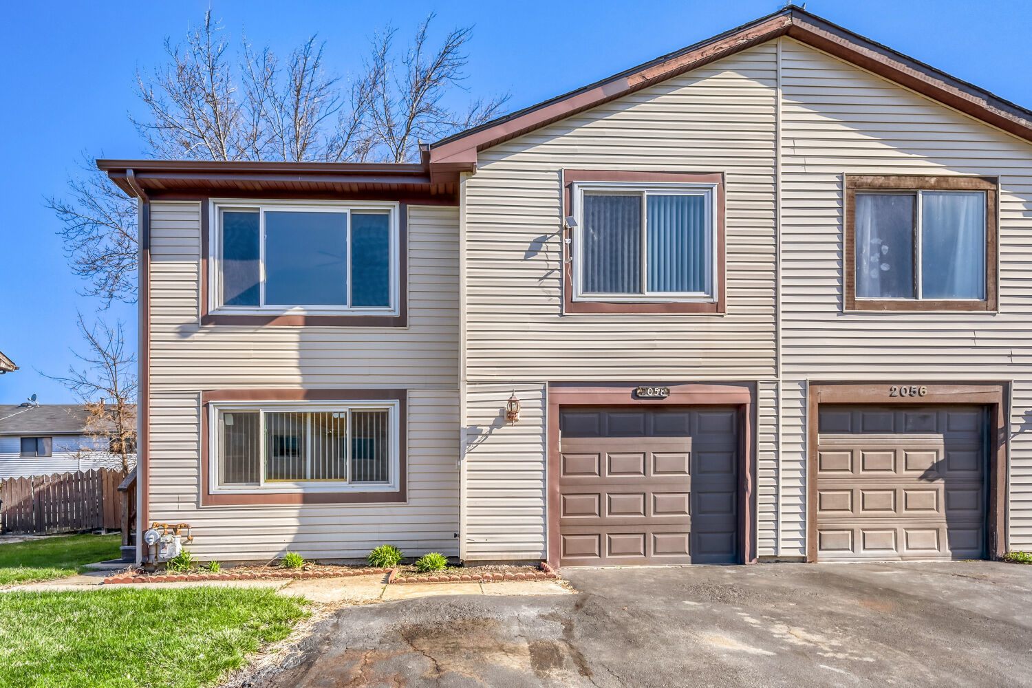 2058 Leeward Lane, Hanover Park, IL