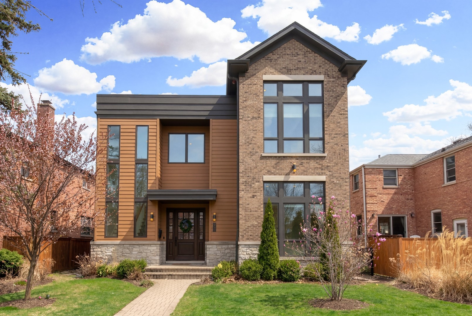 230 N Delphia Avenue, Park Ridge, IL