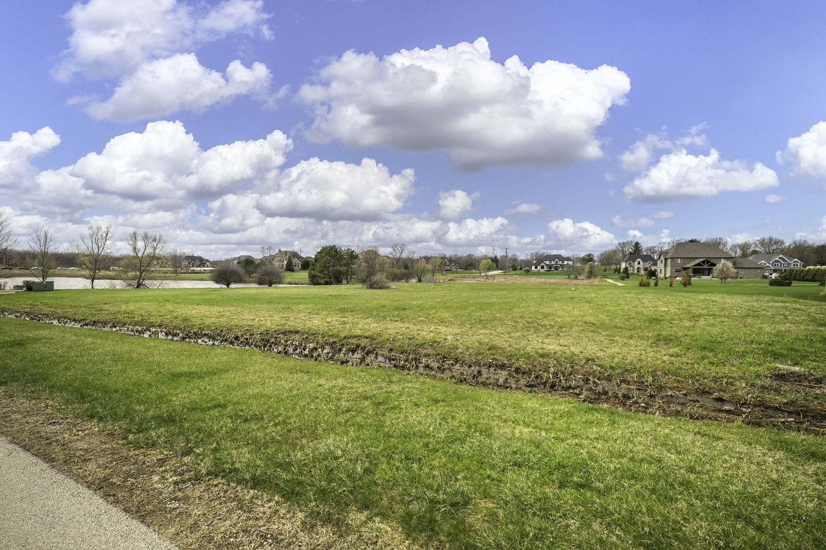 18490 S Pineprairie Drive, Mokena, IL