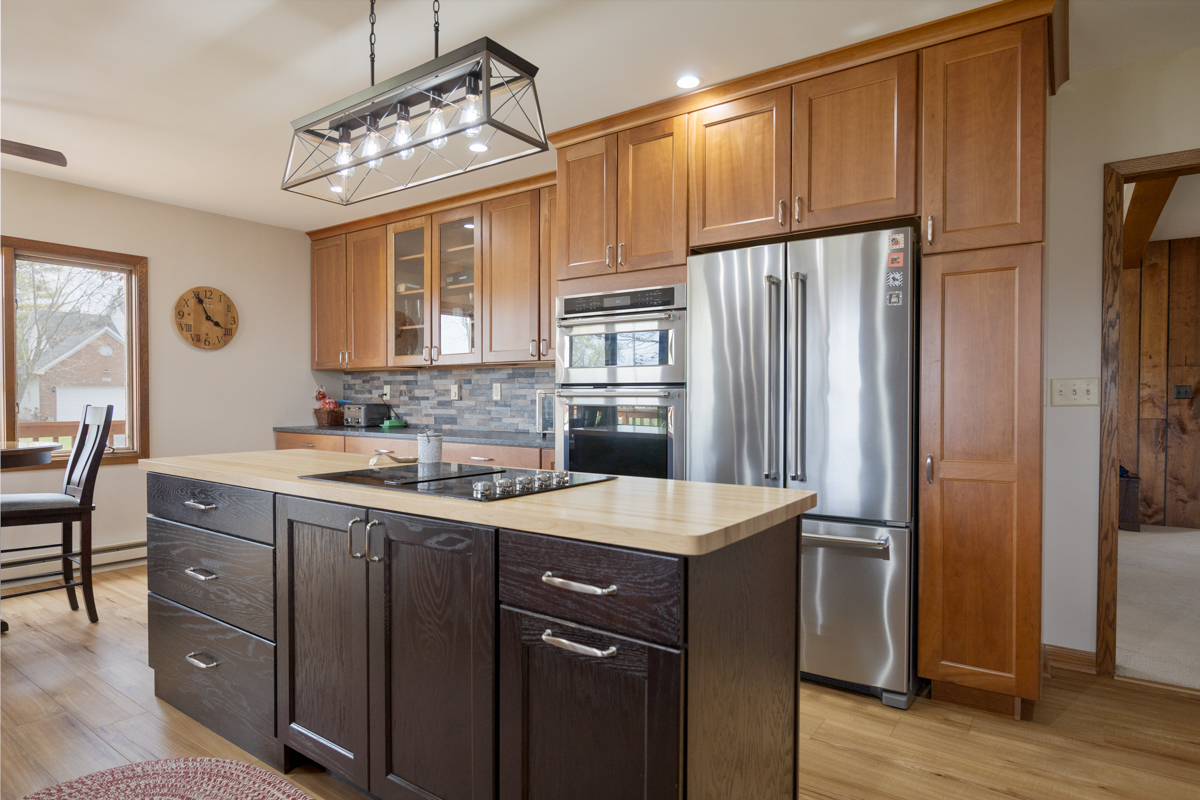 895 Stanford Drive, Marengo, IL