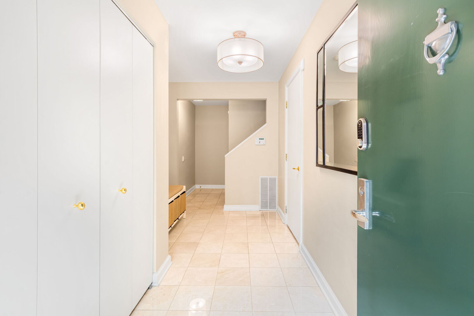 414 W Wisconsin Street #H, Chicago, IL