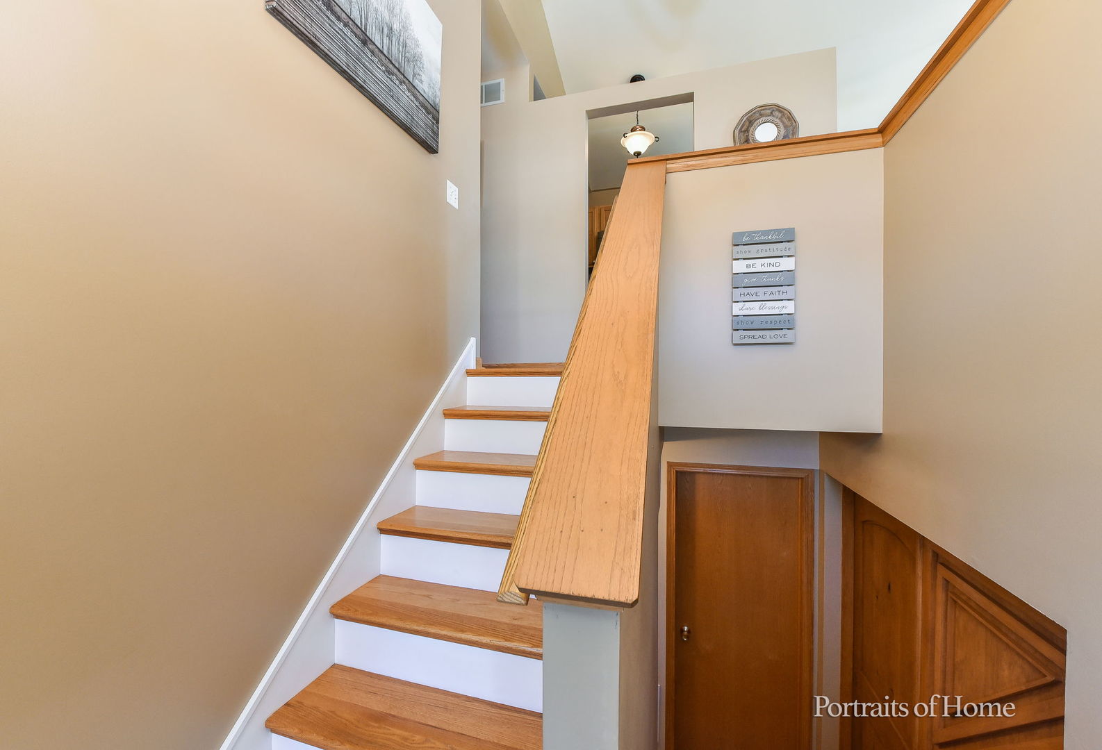 1972 MIDDLEBURY Drive, Aurora, IL