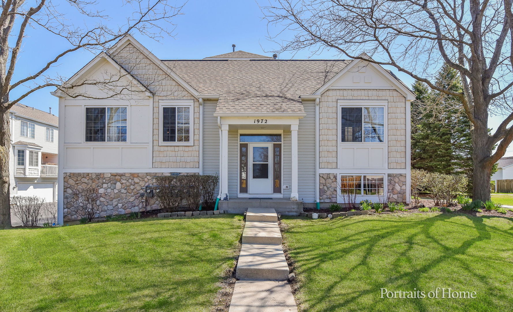 1972 MIDDLEBURY Drive, Aurora, IL