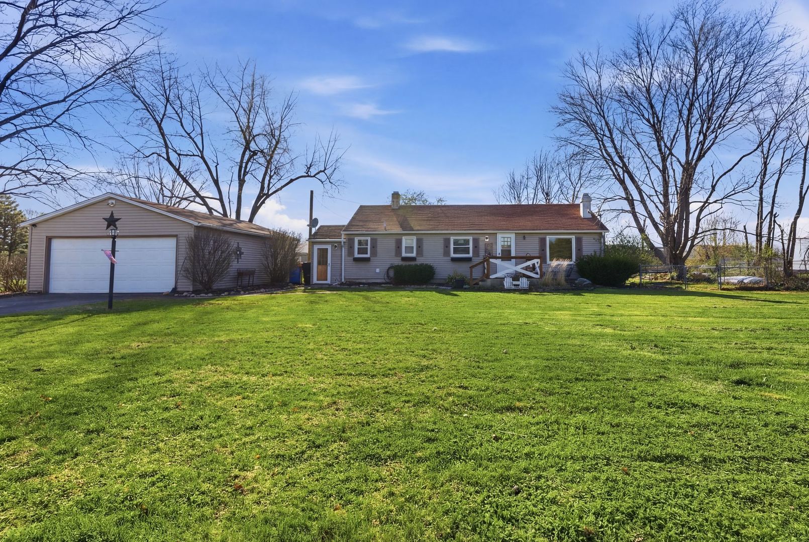 152 Holiday Drive, Somonauk, IL