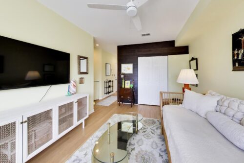 3839 N Western Avenue #202, Chicago, IL