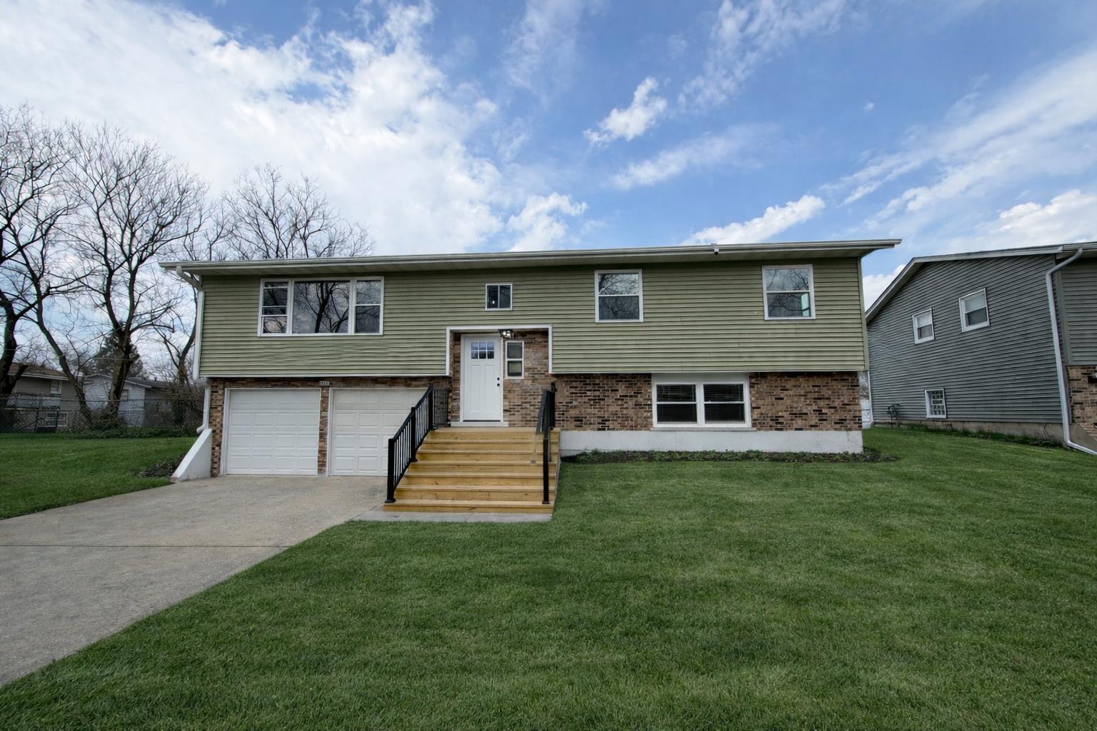 1817 218th Place, Sauk Village, IL