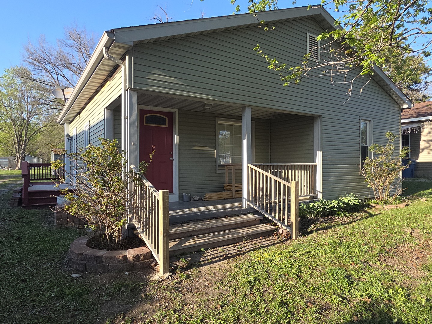 104 E Vermont Street, Carterville, IL