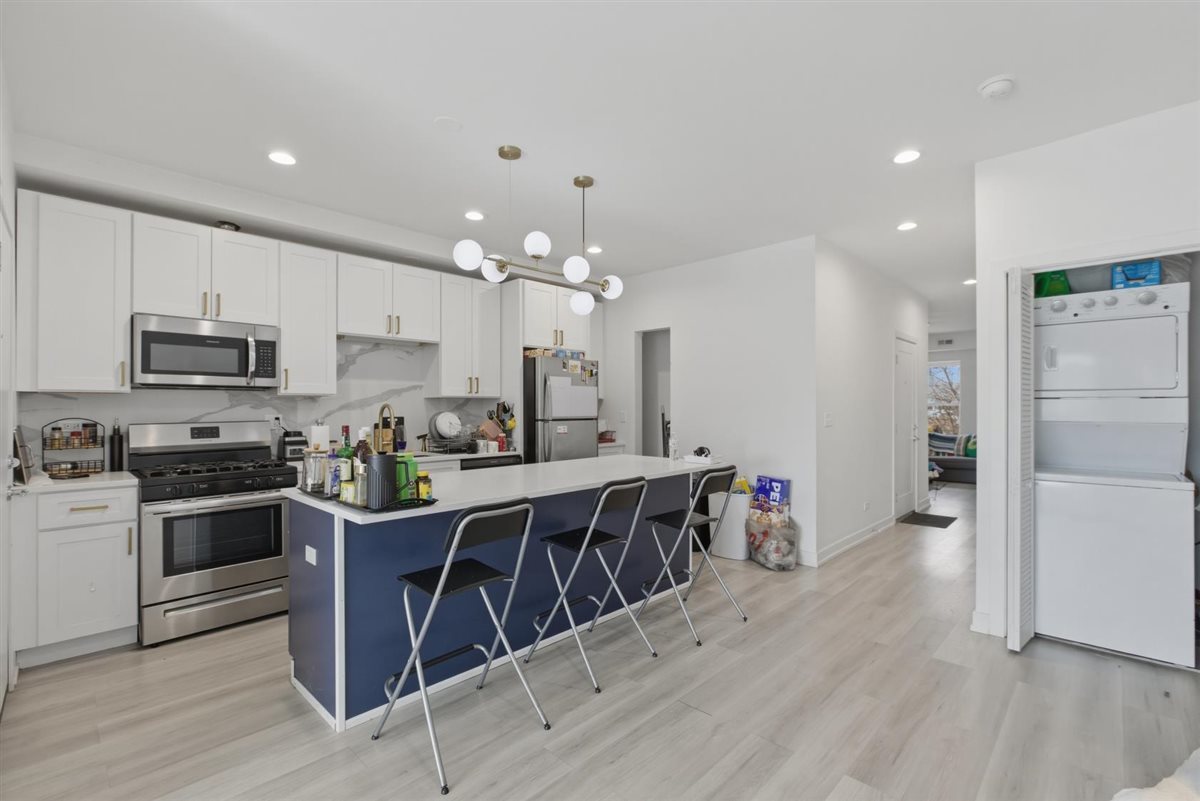 4939 N St. Louis Avenue #3N, Chicago, IL