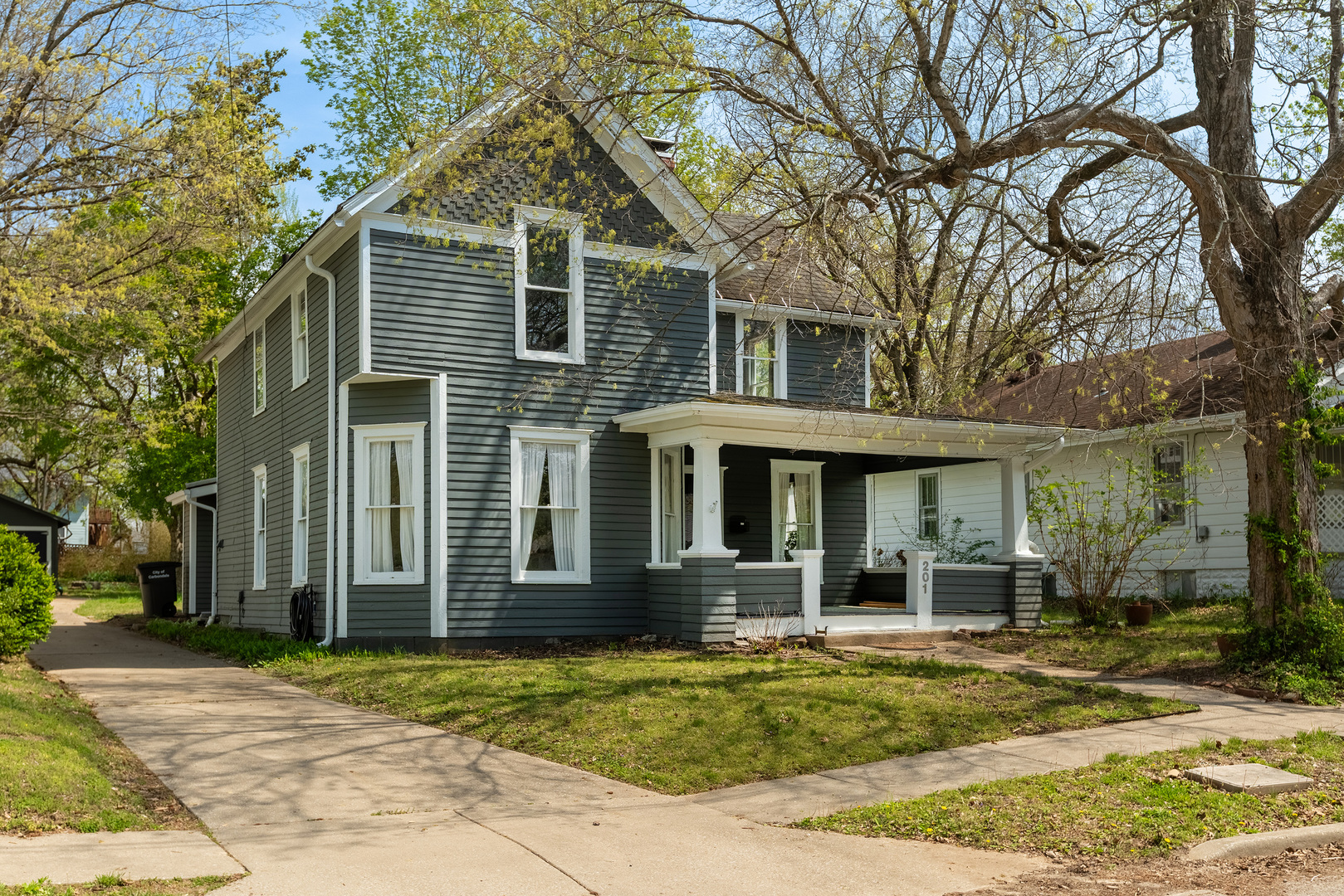 201 S Maple Street, Carbondale, IL