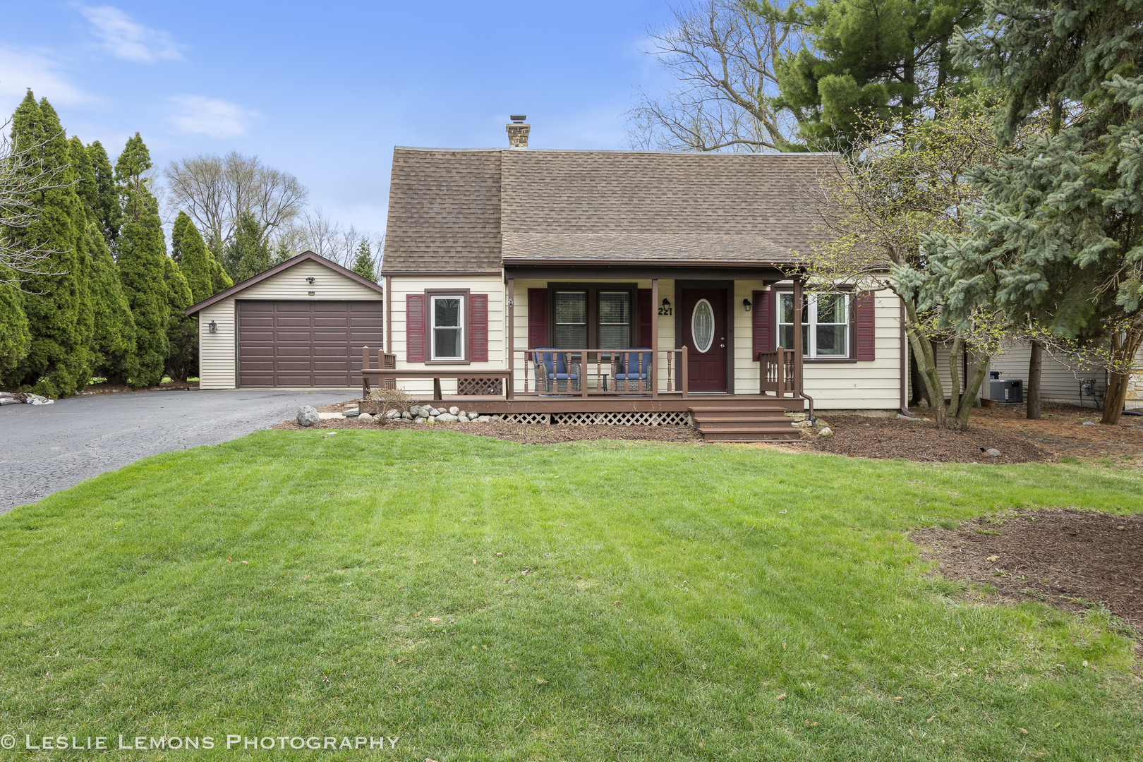 221 69th Street, Darien, IL