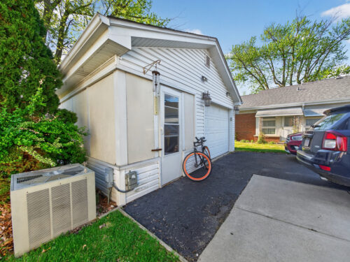 18704 Highland Avenue, Homewood, IL