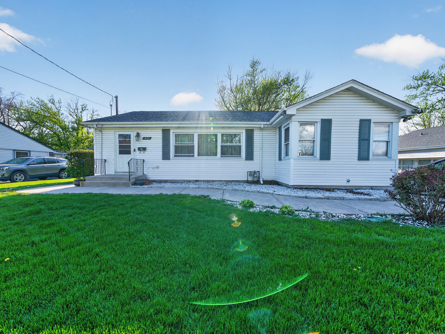 18704 Highland Avenue, Homewood, IL