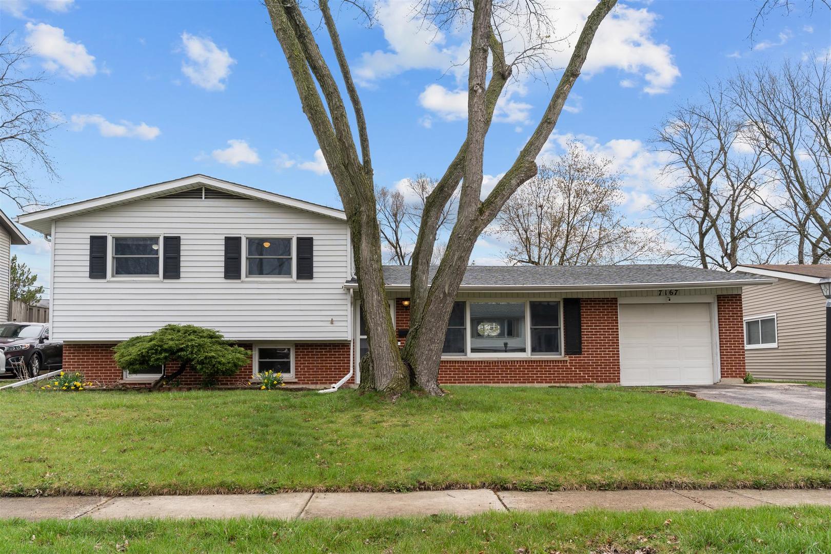 7167 Orchard Lane, Hanover Park, IL