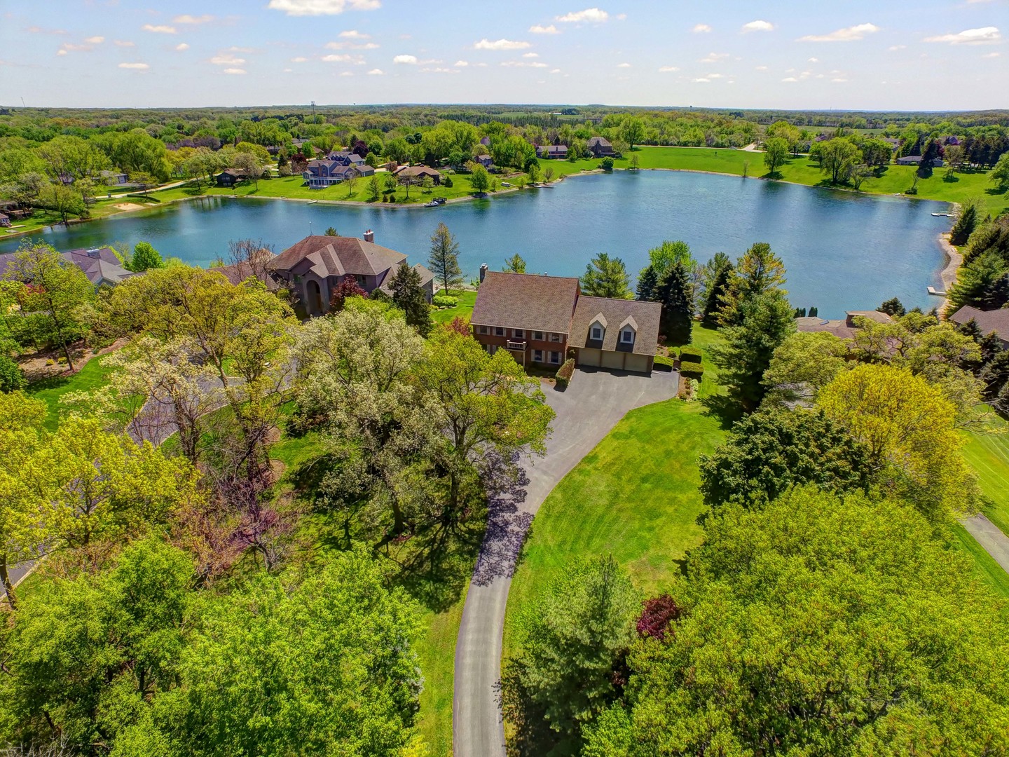 2916 N Bayview Lane, McHenry, IL