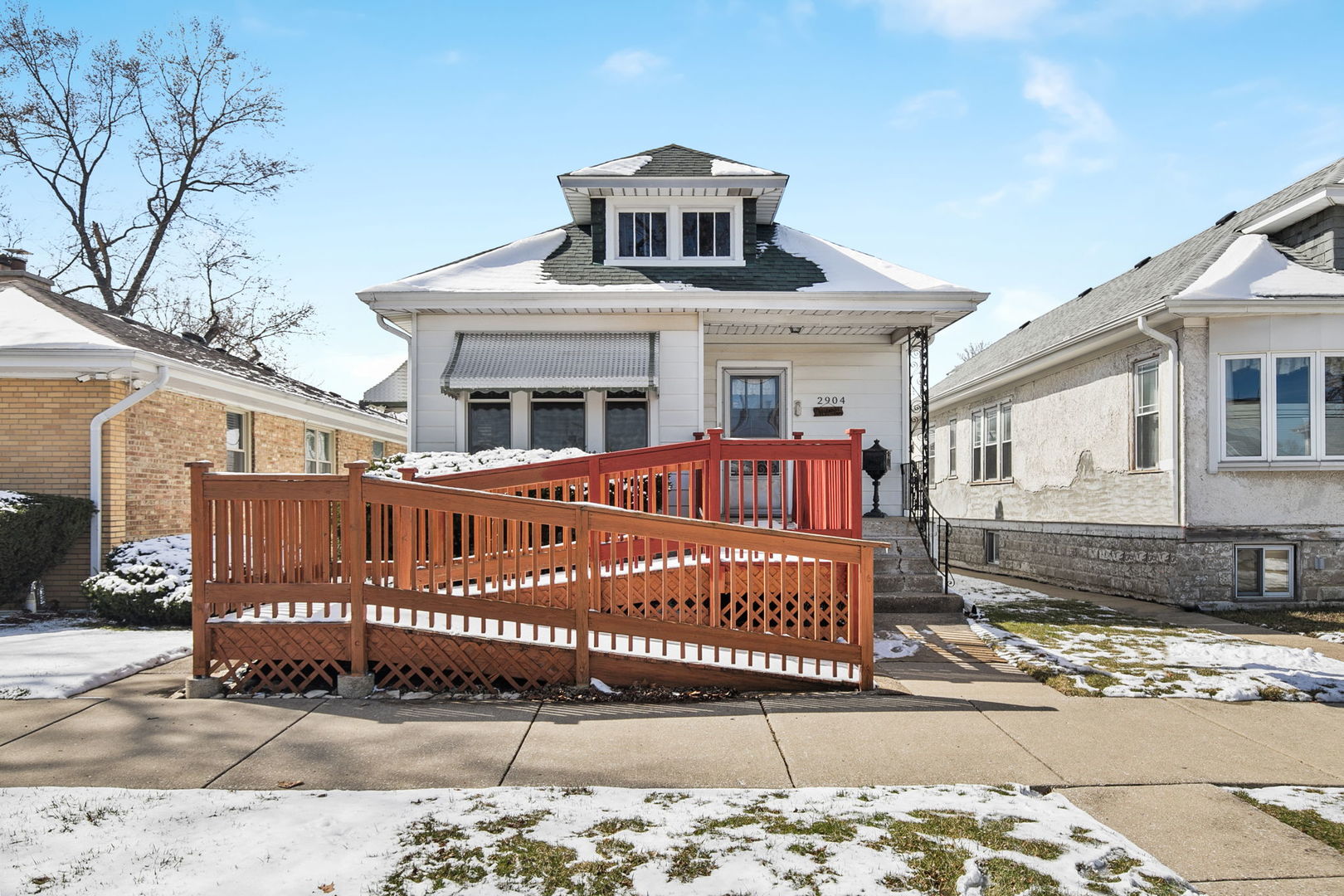 2904 N Nordica Avenue, Chicago, IL
