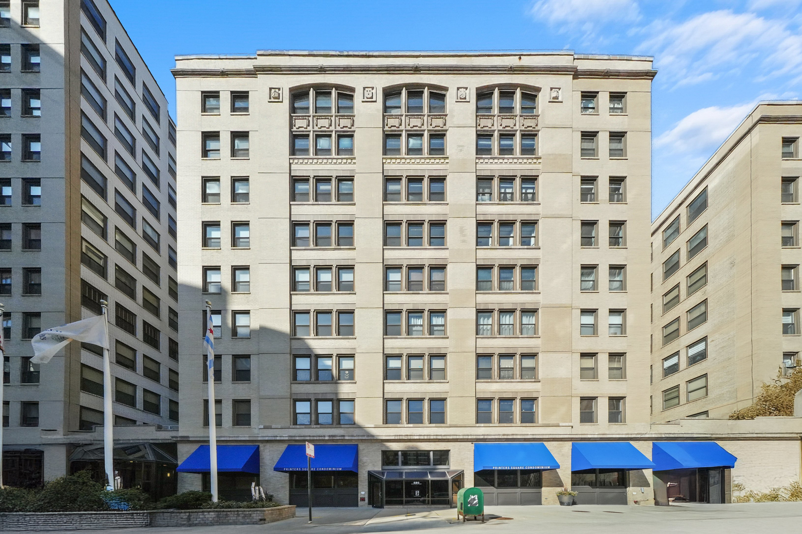680 S Federal Street #807, Chicago, IL