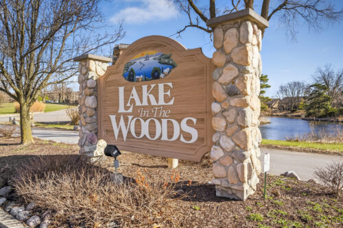 8025 WOODGLEN Lane #207, Downers Grove, IL