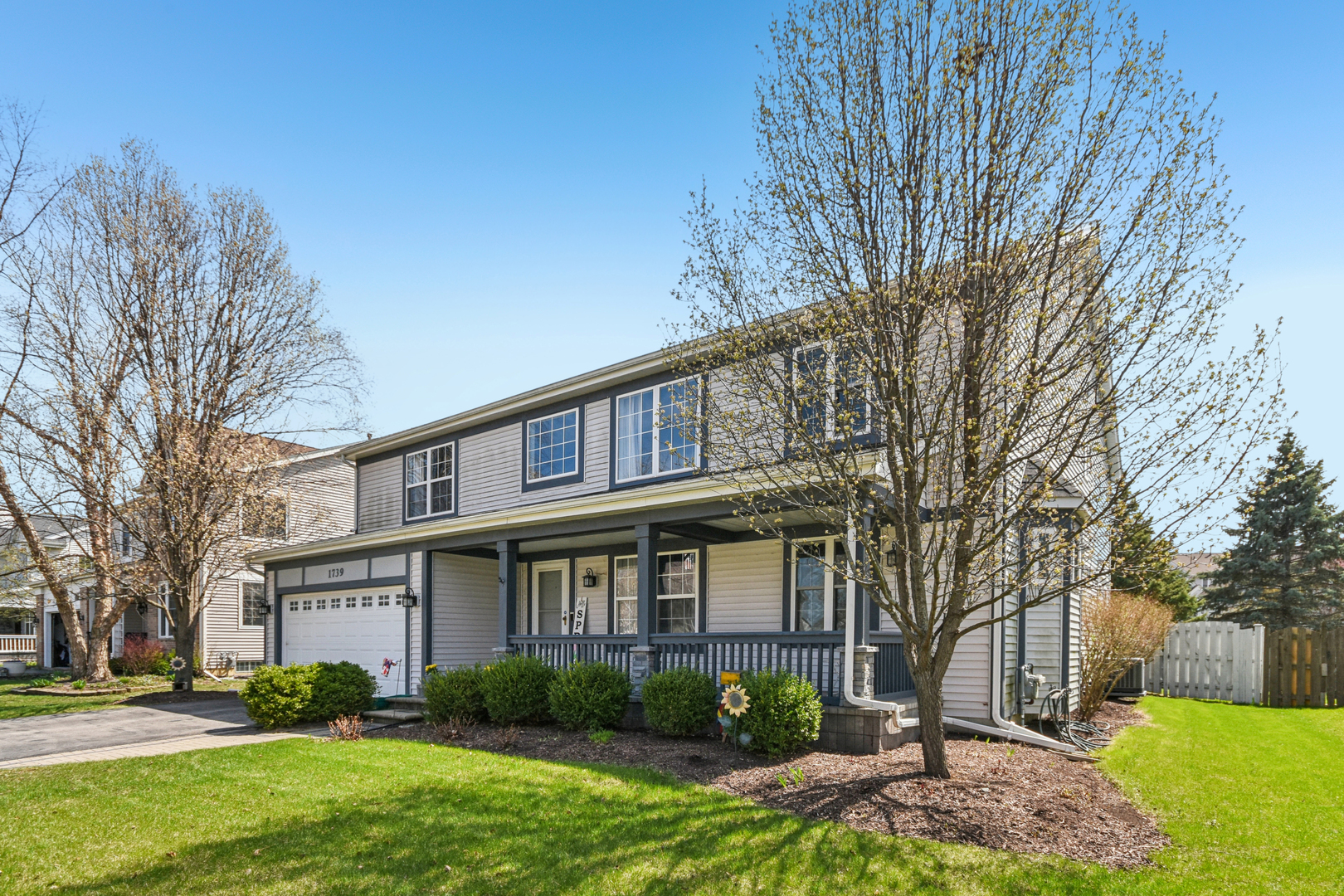 1739 Newbridge Circle, Elgin, IL