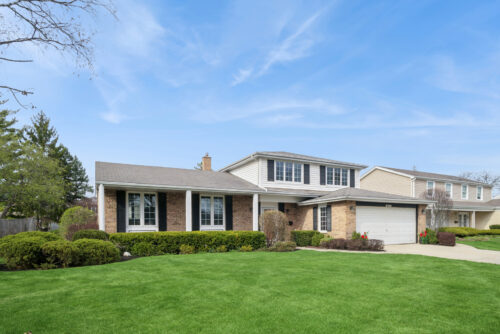 3712 Winnetka Road, Glenview, IL