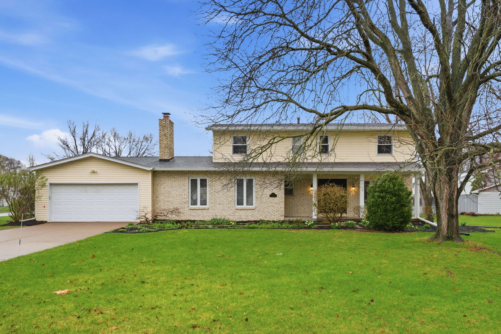 4 Estate Court, Bettendorf, IA