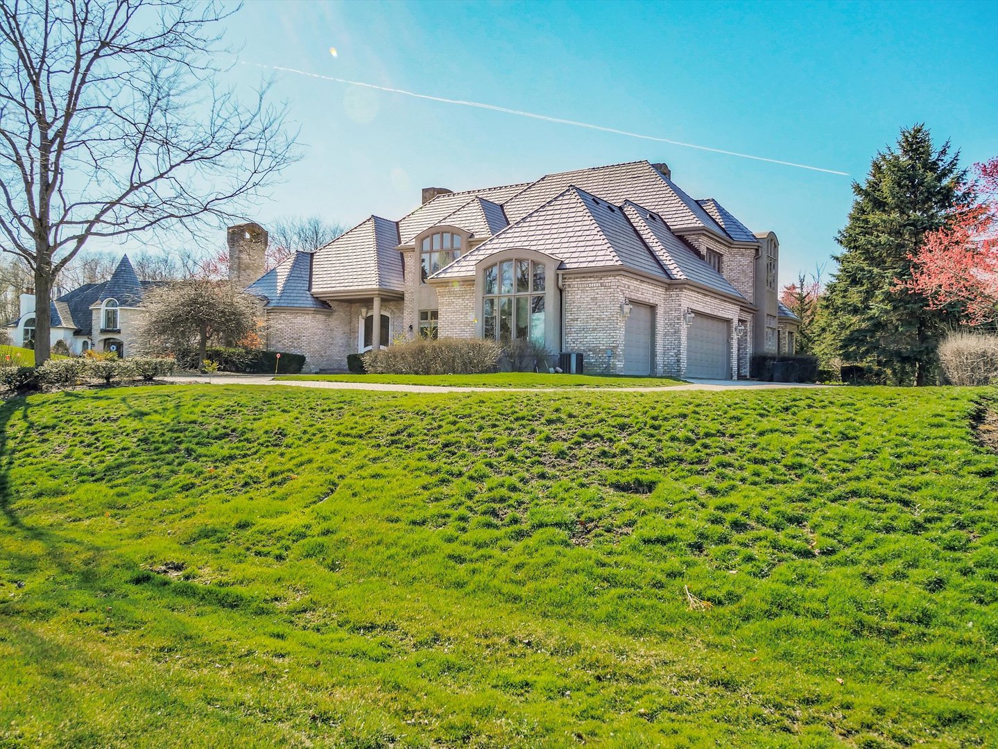 140 Braymore Court, Inverness, IL