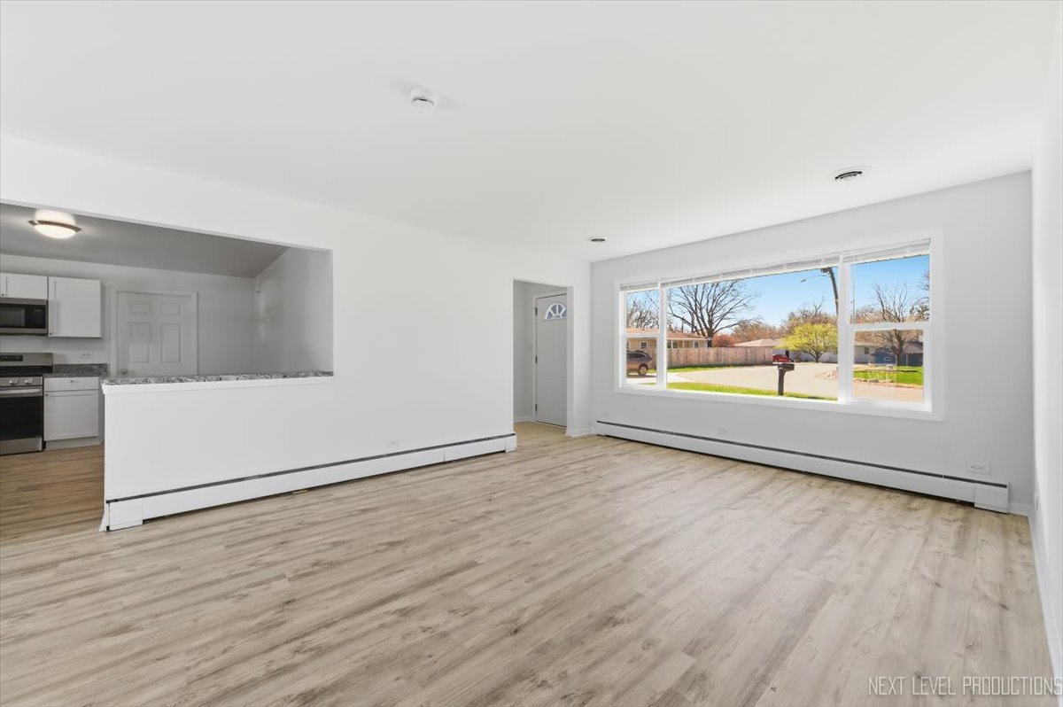 1 Coy Park Drive, Newark, IL