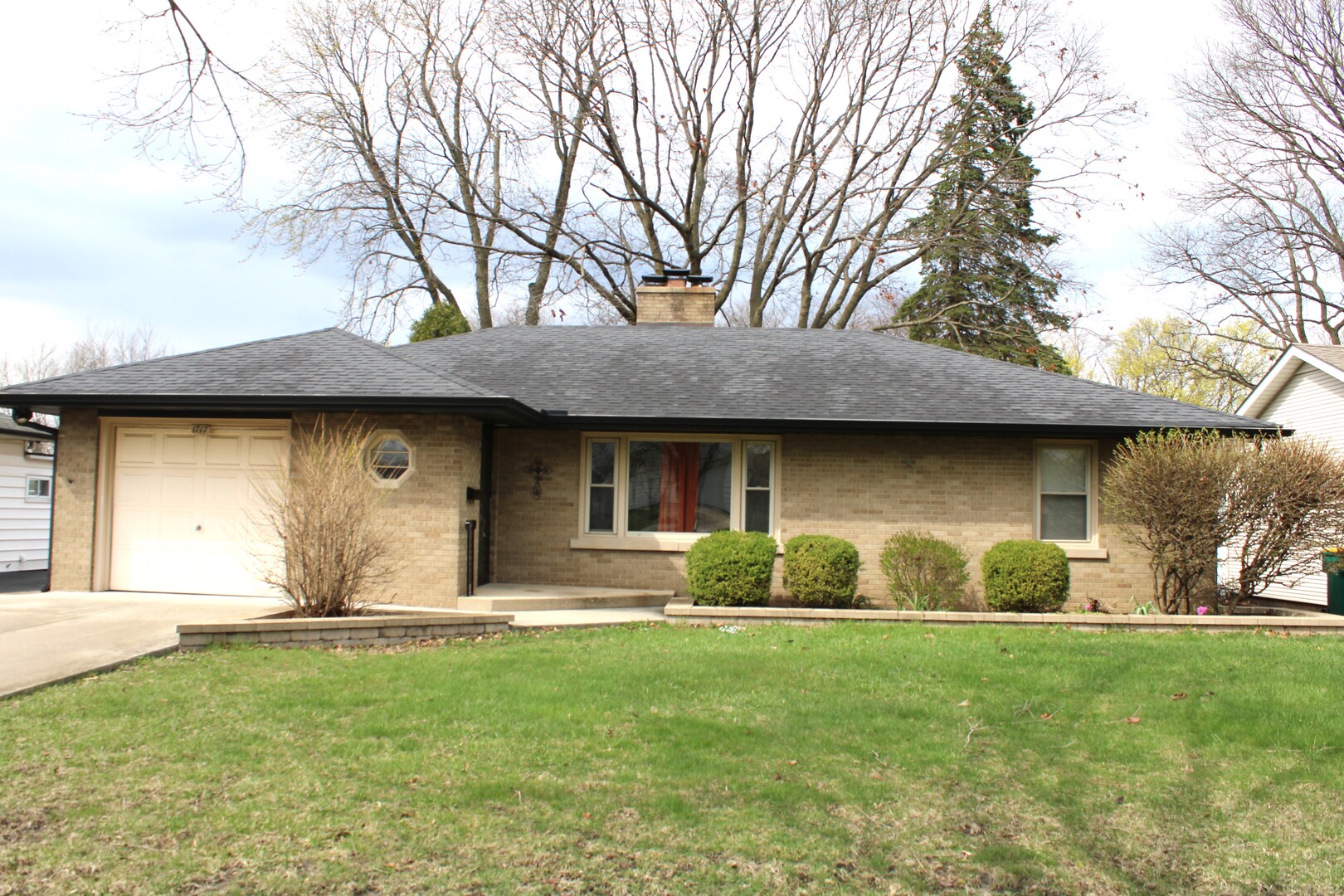 1717 W Acres Road, Joliet, IL