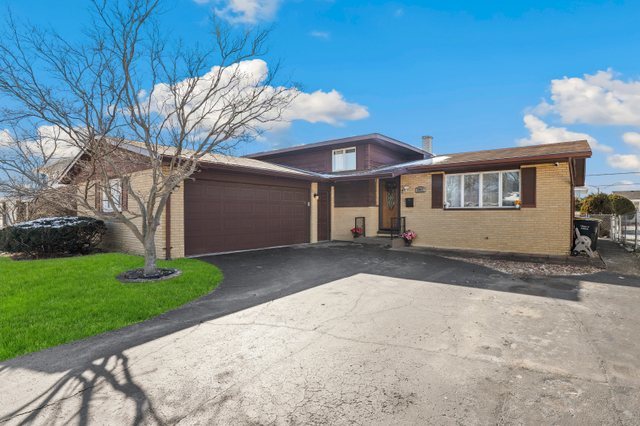 2951 193rd Street, Lansing, IL