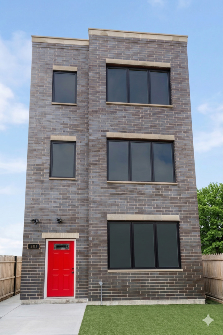 3111 W Polk Street #2, Chicago, IL