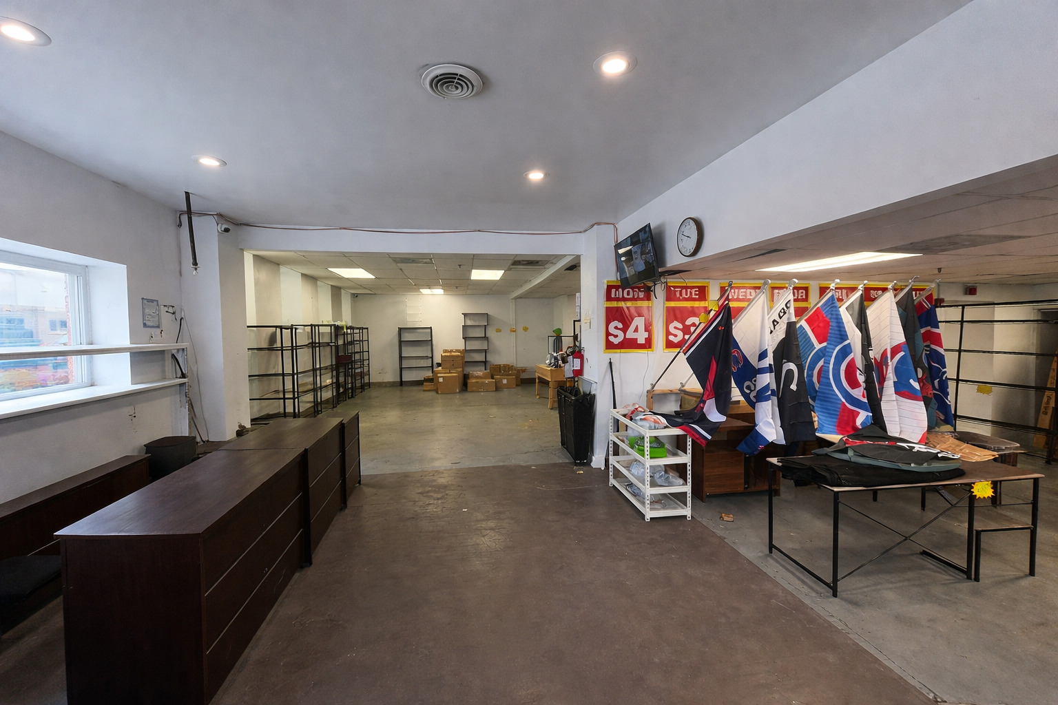 4165 S Emerald Avenue, Chicago, IL