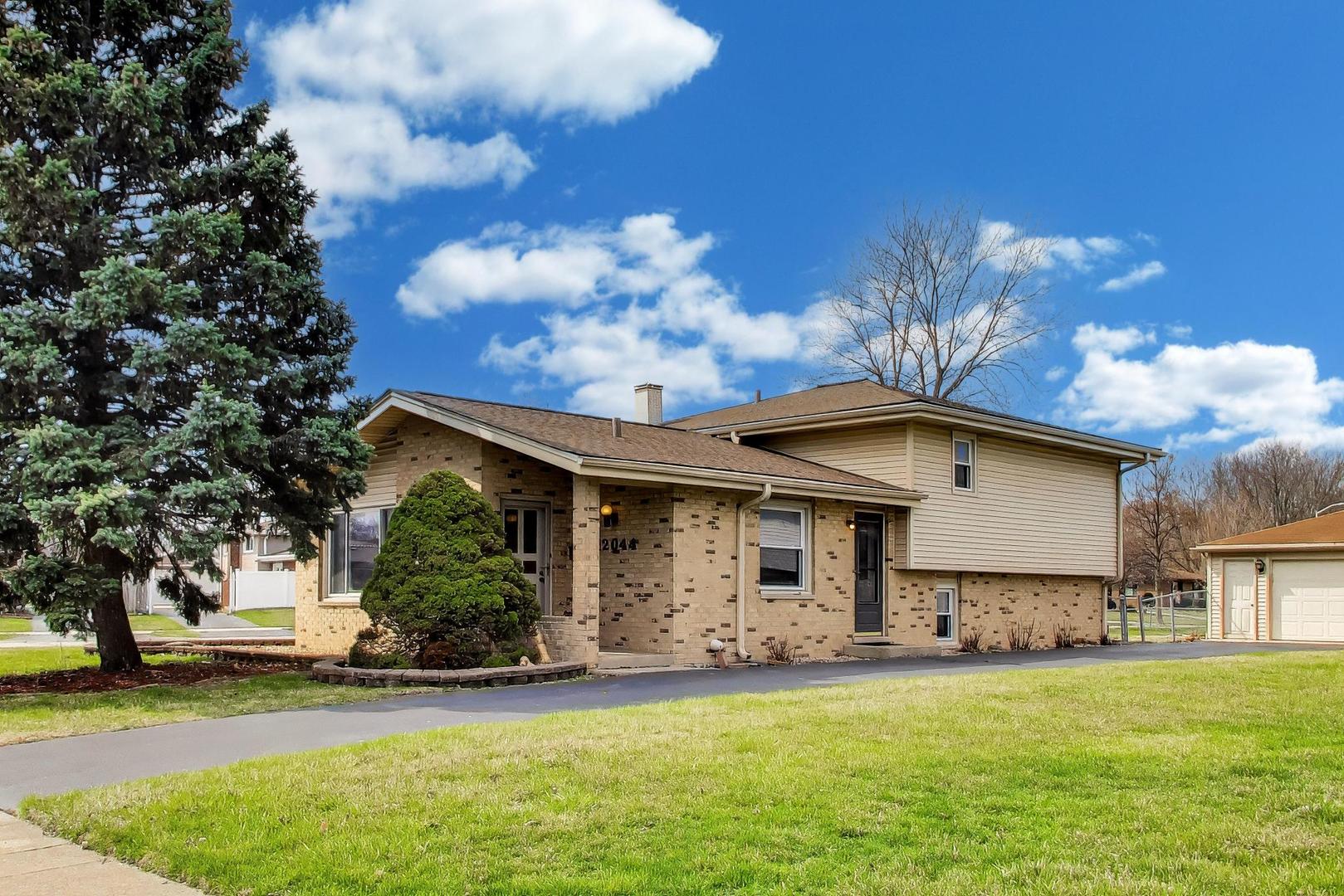 12044 S Holmberg Court, Alsip, IL