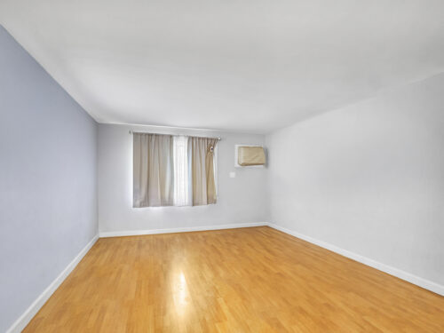 191 N Waters Edge Drive #101, Glendale Heights, IL