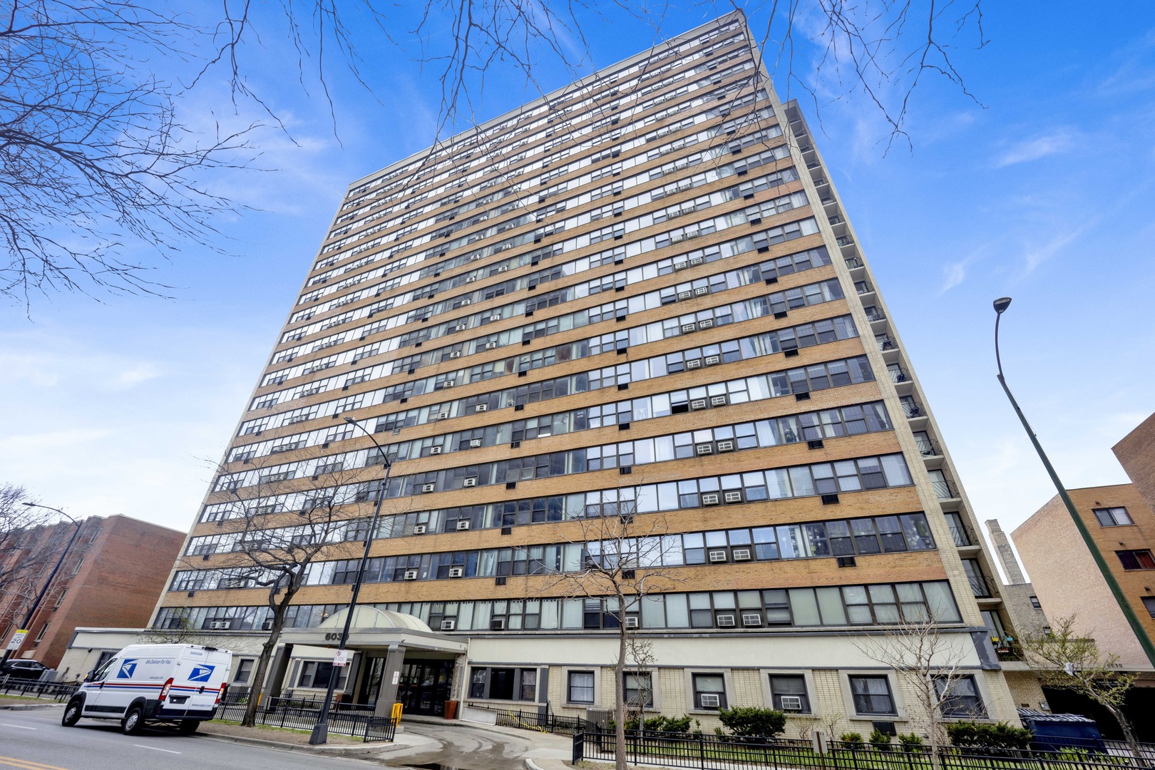 6030 N Sheridan Road #1307, Chicago, IL
