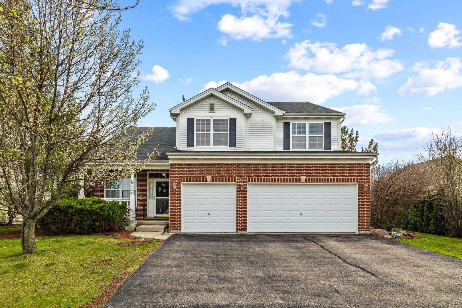 708 Verdi Street, Woodstock, IL