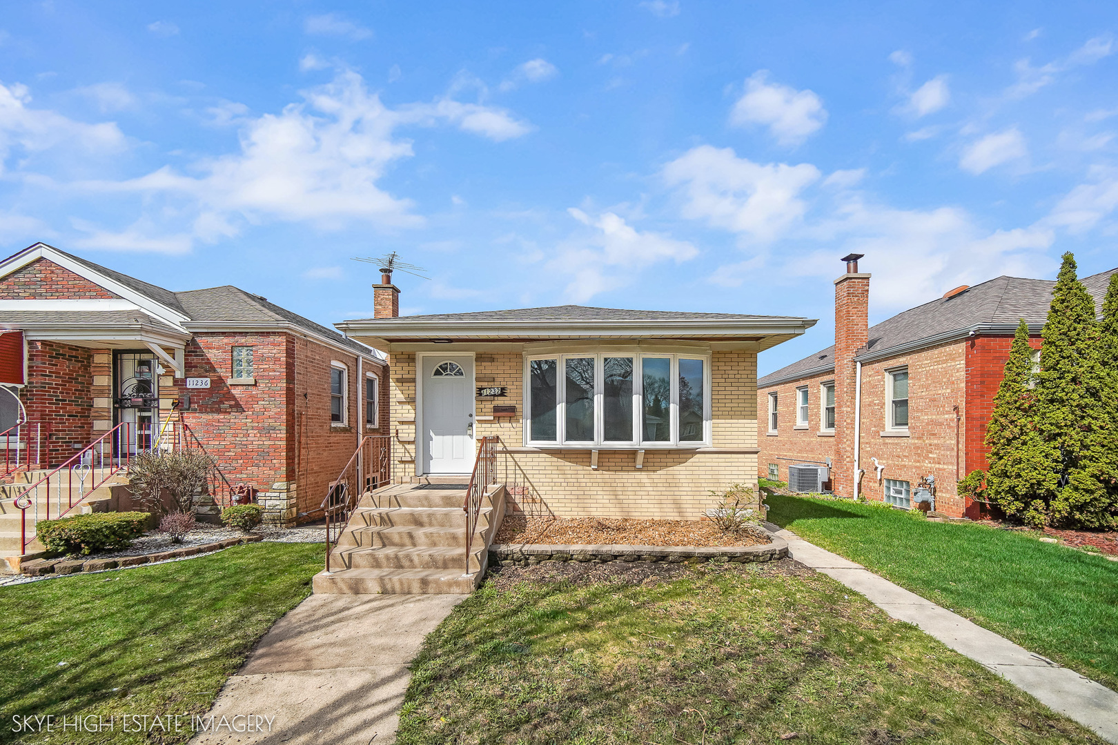 11232 S Albany Avenue, Chicago, IL