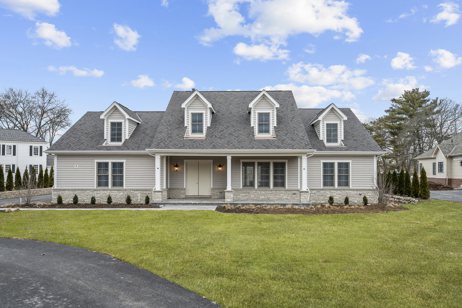 230 Majestic Oak Court, Lake Forest, IL