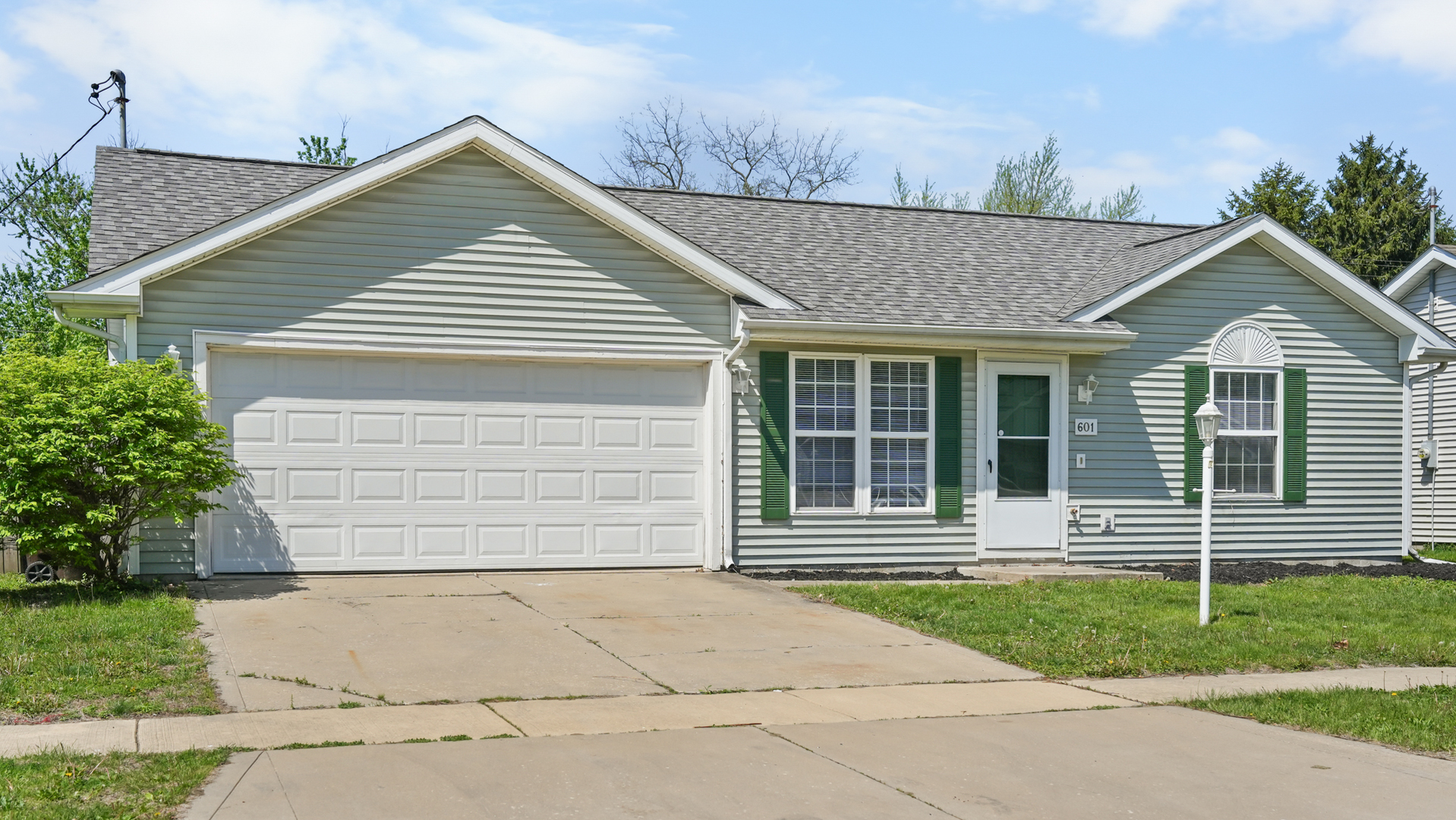 601 S Sunny Lane, Urbana, IL