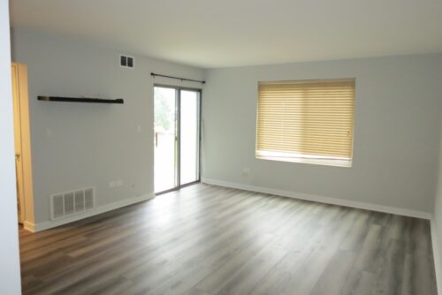 6182 Pinewood Court #107, Willowbrook, IL