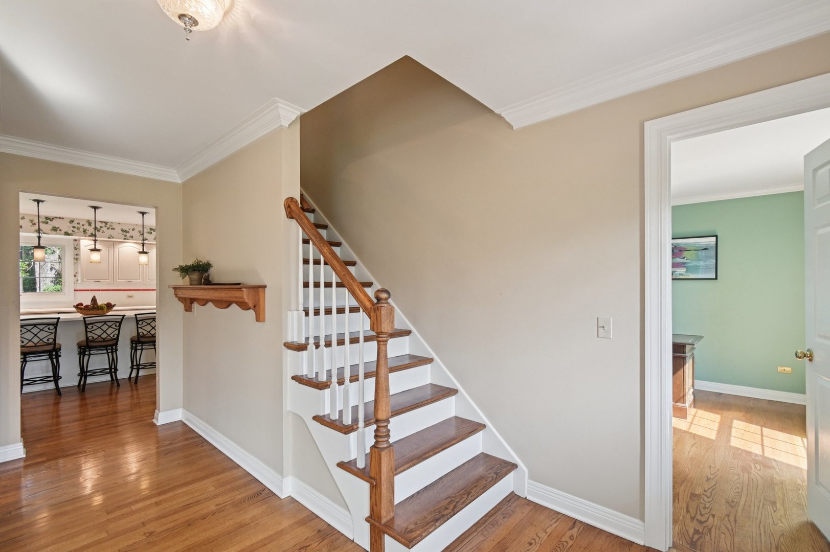 432 Whitney Drive, Barrington, IL