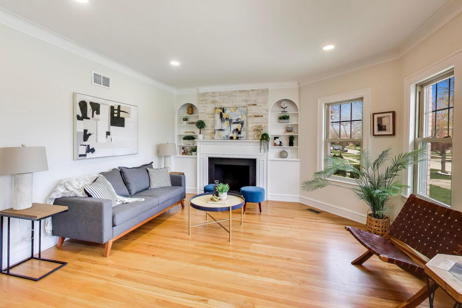 1442 S 15th Avenue, Maywood, IL