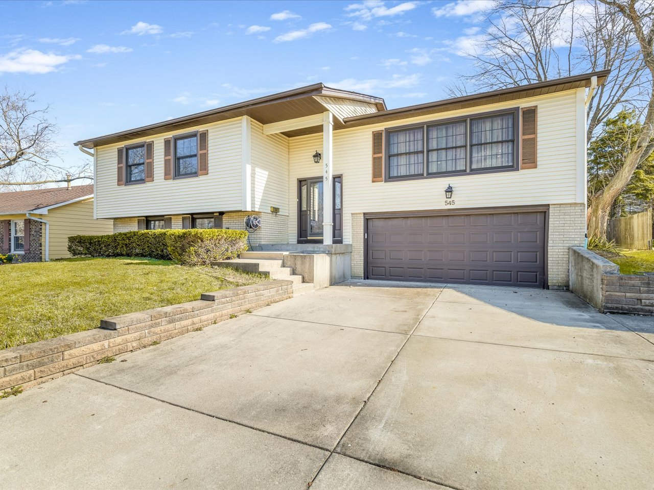 545 Andrew Lane, Lake Zurich, IL