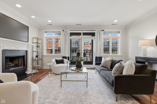 1047 W Monroe Street #3, Chicago, IL