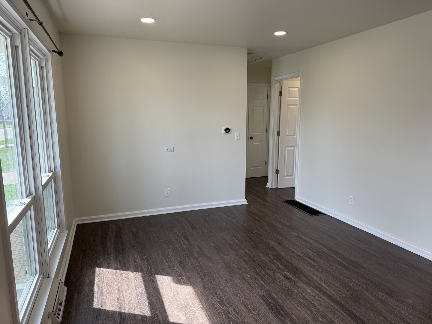 2319 Pinehurst Drive, Bettendorf, IA