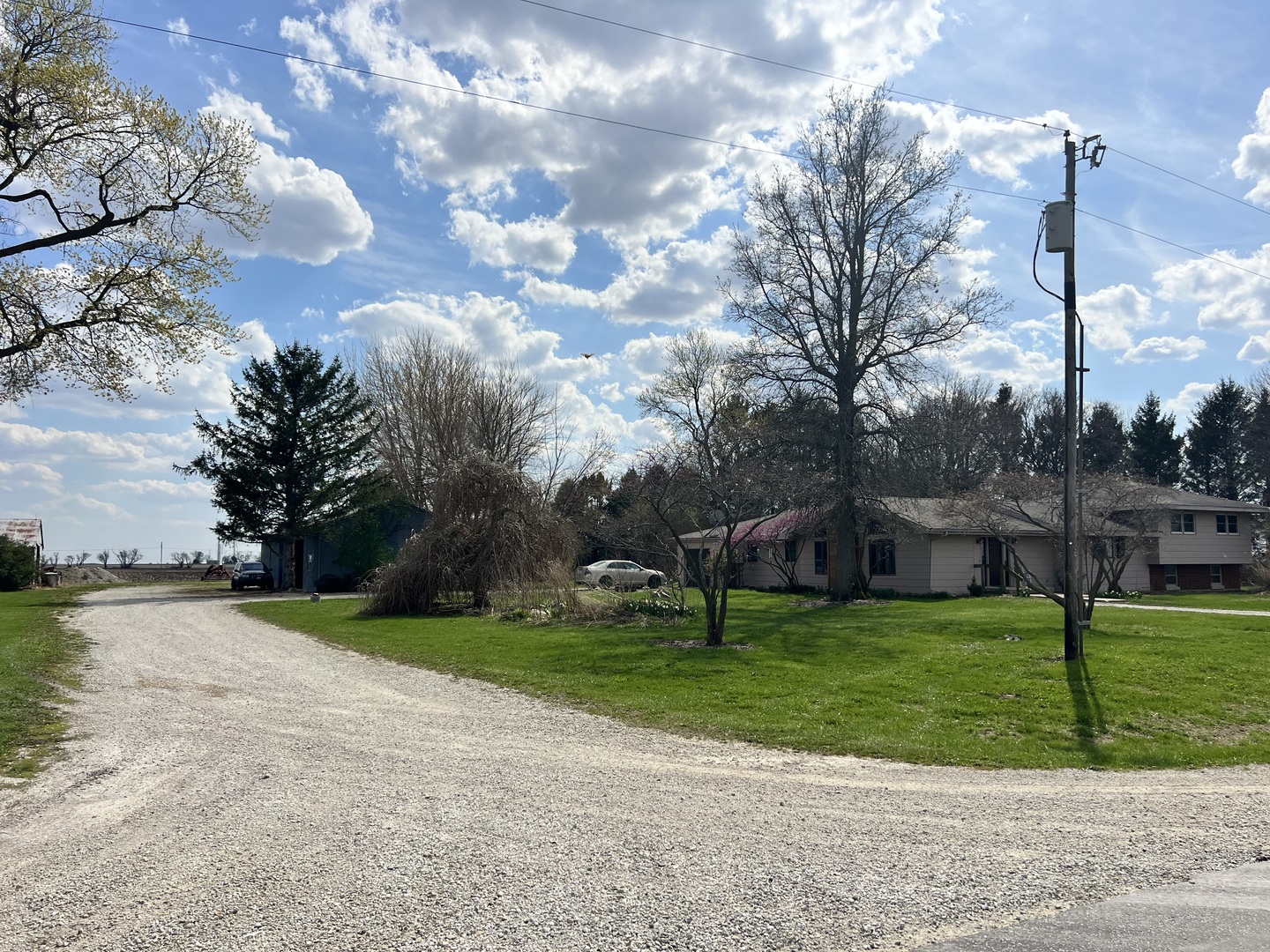 2279 E 500 N Road, Paxton, IL