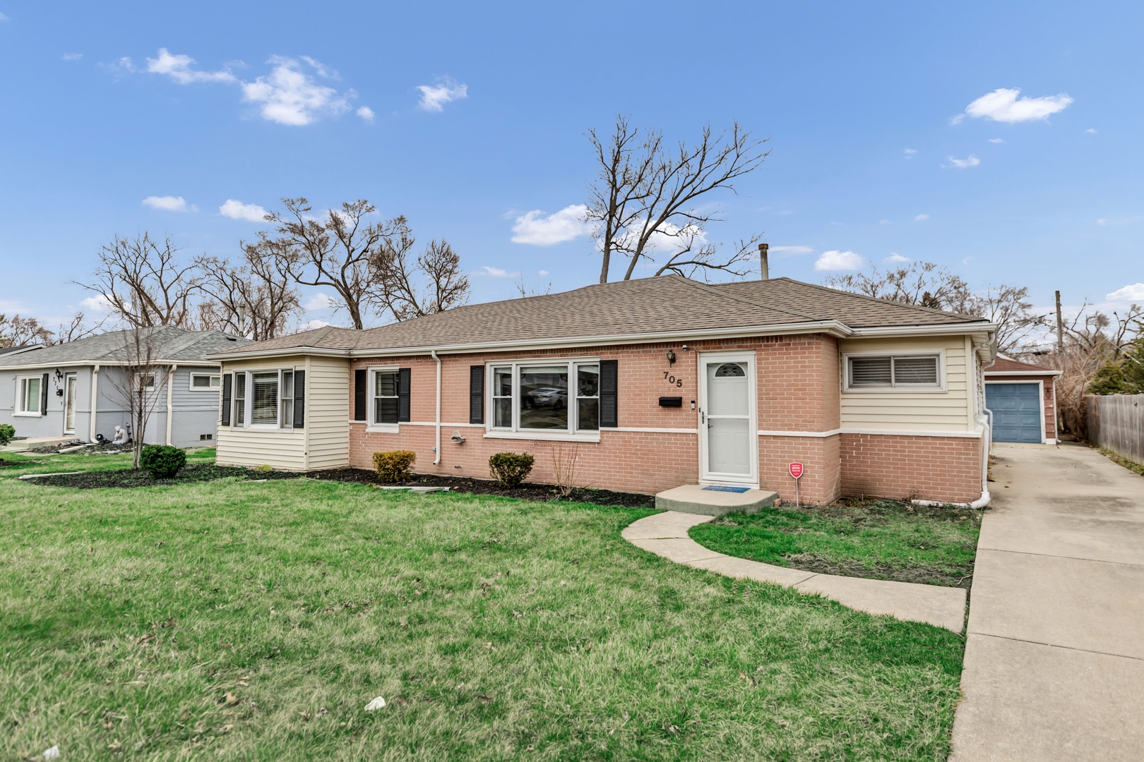 705 Cumberland Street, Hoffman Estates, IL